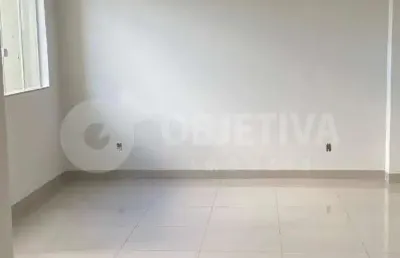 Casa à venda, 2 quartos, 1 vaga, jardim holanda - uberlandia/mg
