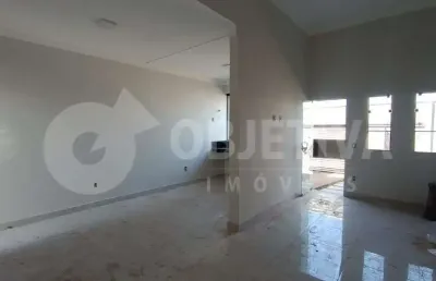Casa à venda, 3 quartos, 1 suíte, 2 vagas, jardim holanda - uberlandia/mg
