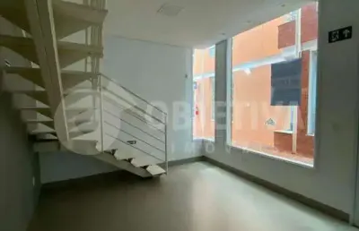 Ponto comercial para alugar no Centro, Uberlândia 