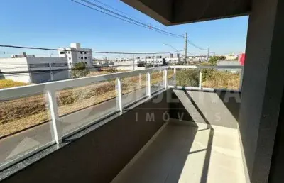 Apartamento à venda, 3 quartos, 1 suíte, 2 vagas, novo mundo - uberlandia/mg
