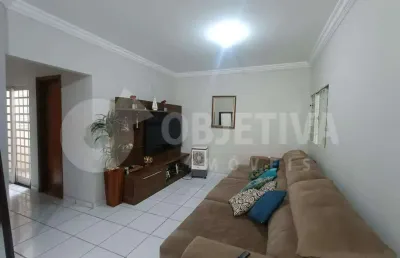 Casa à venda, 6 quartos, 4 vagas, brasil - uberlandia/mg