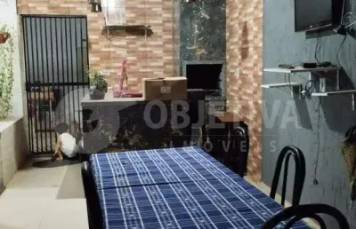 Casa à venda, 5 quartos, 1 suíte, 4 vagas, guarani - uberlandia/mg