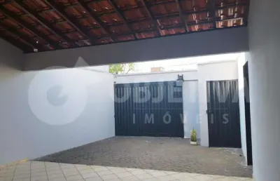 Casa à venda, 3 quartos, 1 suíte, 4 vagas, presidente roosevelt - uberlandia/mg