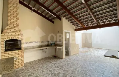 Casa à venda, 3 quartos, 1 suíte, 3 vagas, carajas - uberlandia/mg