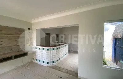 Casa com 4 quartos à venda no Martins, Uberlândia 
