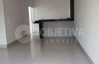 Casa à venda, 3 quartos, 1 suíte, 2 vagas, laranjeiras - uberlandia/mg