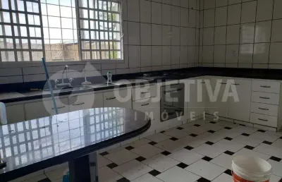 Casa à venda, 4 quartos, 1 suíte, 4 vagas, jardim patricia - uberlandia/mg