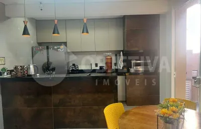 Casa em condomínio à venda, 3 quartos, 1 suíte, 2 vagas, quality residence - uberlandia/mg