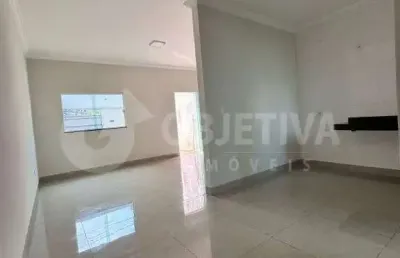 Casa à venda, 2 quartos, 1 suíte, 2 vagas, jardim brasilia - uberlandia/mg