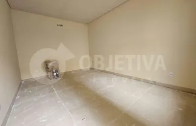 Ponto comercial para alugar em Saraiva, Uberlândia 
