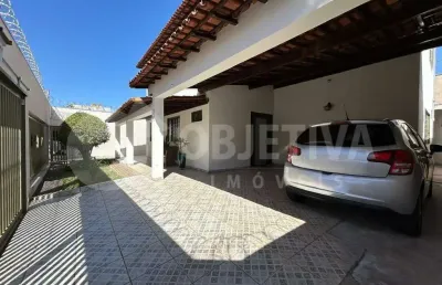 Casa à venda, 3 quartos, 1 suíte, 3 vagas, santa monica - uberlandia/mg