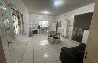 Casa à venda, 3 quartos, 4 vagas, laranjeiras - uberlandia/mg
