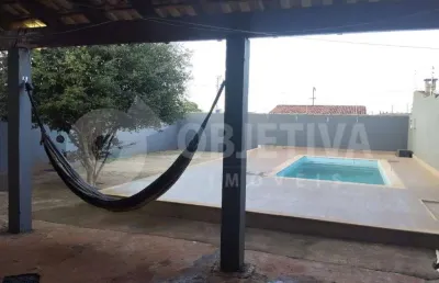 Casa à venda, 2 quartos, 5 vagas, granada - uberlandia/mg