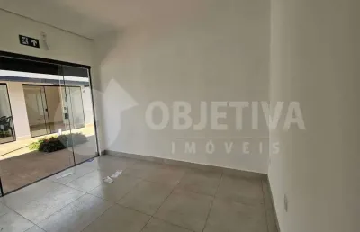 Jb village lojas comerciais no setor sul de uberlândia