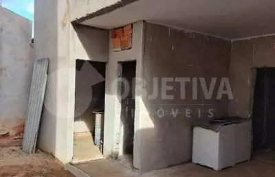 Casa à venda, 3 quartos, 1 suíte, 2 vagas, jardim holanda - uberlandia/mg