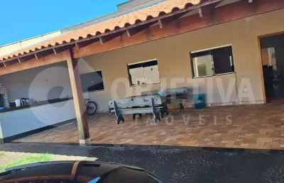 Casa à venda, 3 quartos, 1 suíte, 4 vagas, new golden ville - uberlandia/mg