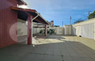 Casa para aluguel, 3 quartos, 1 suíte, 8 vagas, santa monica - uberlandia/mg