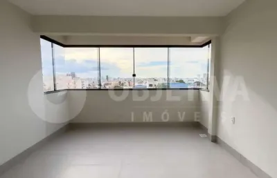 Apartamento à venda, 3 quartos, 1 suíte, 1 vaga, santa monica - uberlandia/mg