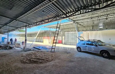Ótimo galpão disponível – de esquina – bairro brasil – uberlândia/mg