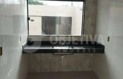 Casa à venda, 3 quartos, 1 suíte, 2 vagas, presidente roosevelt - uberlandia/mg
