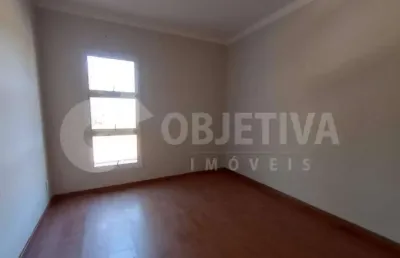 Casa à venda, 3 quartos, 1 suíte, 1 vaga, jardim europa - uberlandia/mg