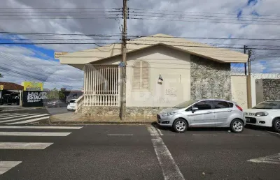 Casa para aluguel, 2 quartos, 2 suítes, 6 vagas, centro - uberlandia/mg