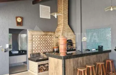 Casa à venda, 2 quartos, 2 suítes, 2 vagas, nova uberlandia - uberlandia/mg
