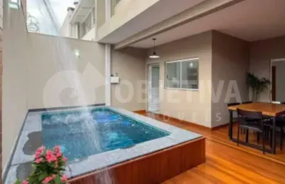 Casa à venda, 3 quartos, 1 suíte, 3 vagas, alto umuarama - uberlandia/mg