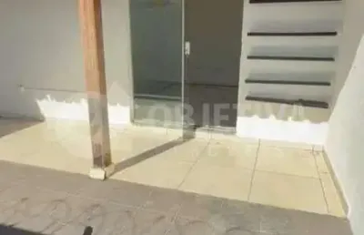 Ponto comercial para alugar no Santa Mônica, Uberlândia 
