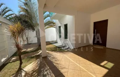 Casa à venda, 3 quartos, 2 suítes, 3 vagas, jardim karaiba - uberlandia/mg