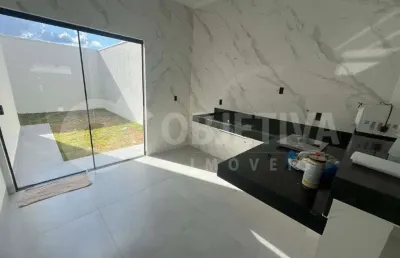 Casa com 3 quartos à venda no Novo Mundo, Uberlândia 