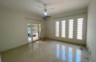 Casa com 4 quartos para alugar no Centro, Araçatuba 