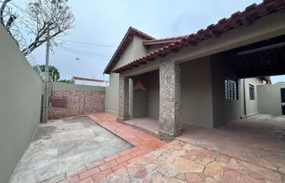 Casa com 3 quartos para alugar no Bairro das Bandeiras, Araçatuba 