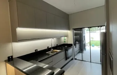 Excelente lançamento em itapoá/sc -  95m²  -  3 quartos  - 1 suíte - 2 banheiros – 2 vagas