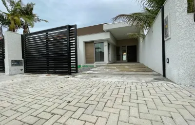 Excelente casa em itapoá/sc - 3 quartos – 1 suíte - 2 banheiros