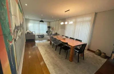 Casa com 4 quartos à venda na Avenida Iraí, --, Moema, São Paulo