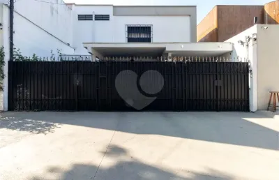 Casa com 3 quartos à venda na Rua Cônego Eugênio Leite, --, Pinheiros, São Paulo