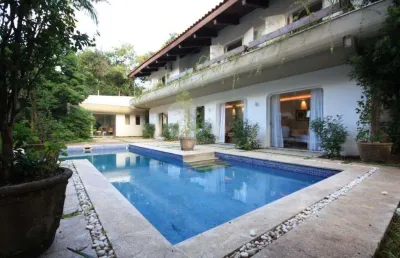 Casa com 5 quartos à venda na Rua Engenheiro Sá Rocha, --, Pinheiros, São Paulo