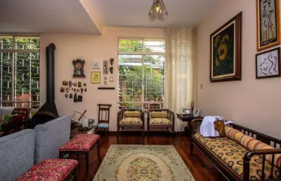 Casa com 4 quartos à venda na Rua Cayowaá, --, Sumaré, São Paulo
