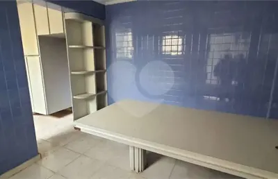 Casa com 3 quartos à venda na Rua Ministro Ferreira Alves, --, Pompéia, São Paulo