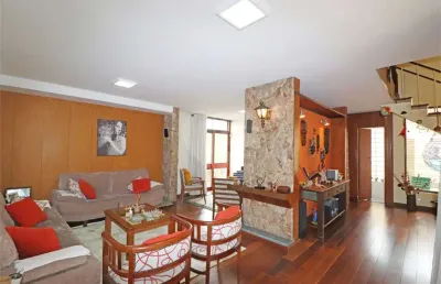 Casa com 3 quartos à venda na Rua Agariba, --, Vila Romana, São Paulo