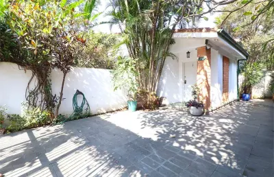 Casa com 4 quartos à venda na Rua dos Macunis, --, Vila Madalena, São Paulo