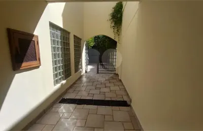 Casa com 3 quartos à venda na Rua Cônego Eugênio Leite, --, Pinheiros, São Paulo