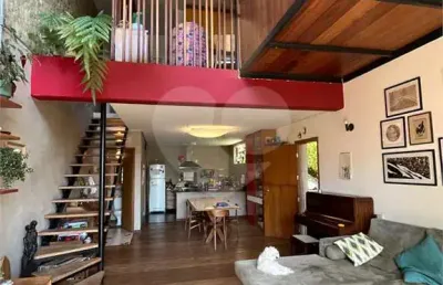 Casa com 3 quartos à venda na Rua Camburiú, --, Vila Ipojuca, São Paulo