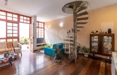 Casa com 3 quartos à venda na Rua Caiapônia, --, Alto da Lapa, São Paulo