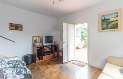 Casa com 3 quartos à venda na Rua Catão, --, Vila Romana, São Paulo