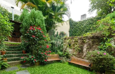 Casa com 4 quartos à venda na Rua Natingui, --, Vila Madalena, São Paulo