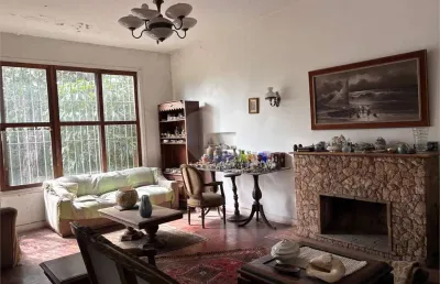 Casa com 5 quartos à venda na Rua Poconé, --, Sumaré, São Paulo