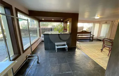 Casa com 4 quartos à venda na Rua Coronel Firmo da Silva, --, Sumaré, São Paulo