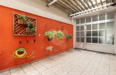 Casa com 3 quartos à venda na Rua Salvador Caruso, --, Vila Ipojuca, São Paulo